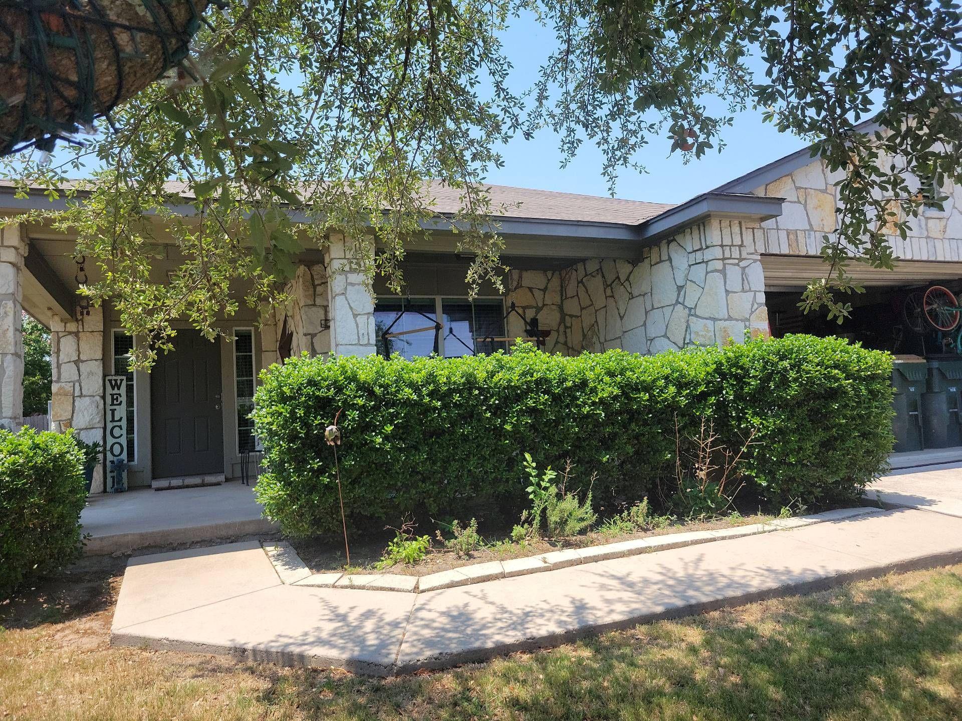 305 Verano Dr, Kyle, TX 78640
