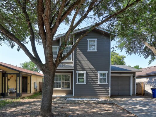 13421 Alysheba Dr, Del Valle