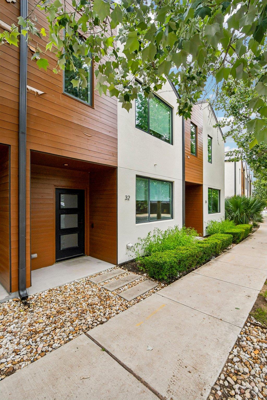 1931 E 38th 1/2 St #3-2, Austin, TX 78723