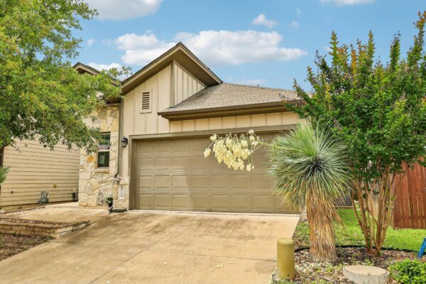 9704 Tall Tree Ln #131, Austin