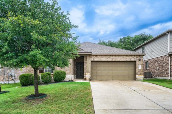 104 Golden Butterfly Dr, Leander