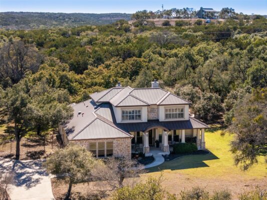 1316 Ranchers Club Ln, Driftwood