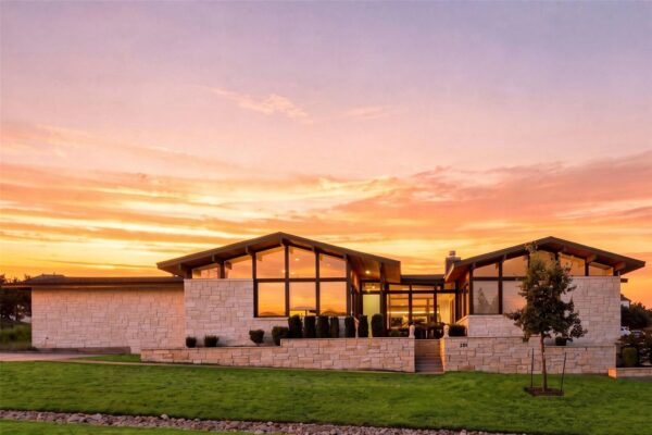206 Waters View Ct, Dripping Springs