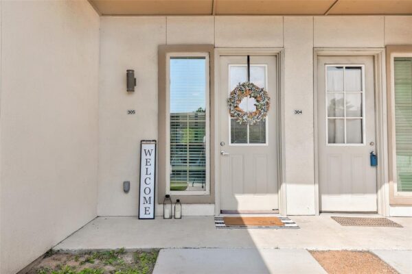 2400 Louis Henna Blvd #305, Round Rock
