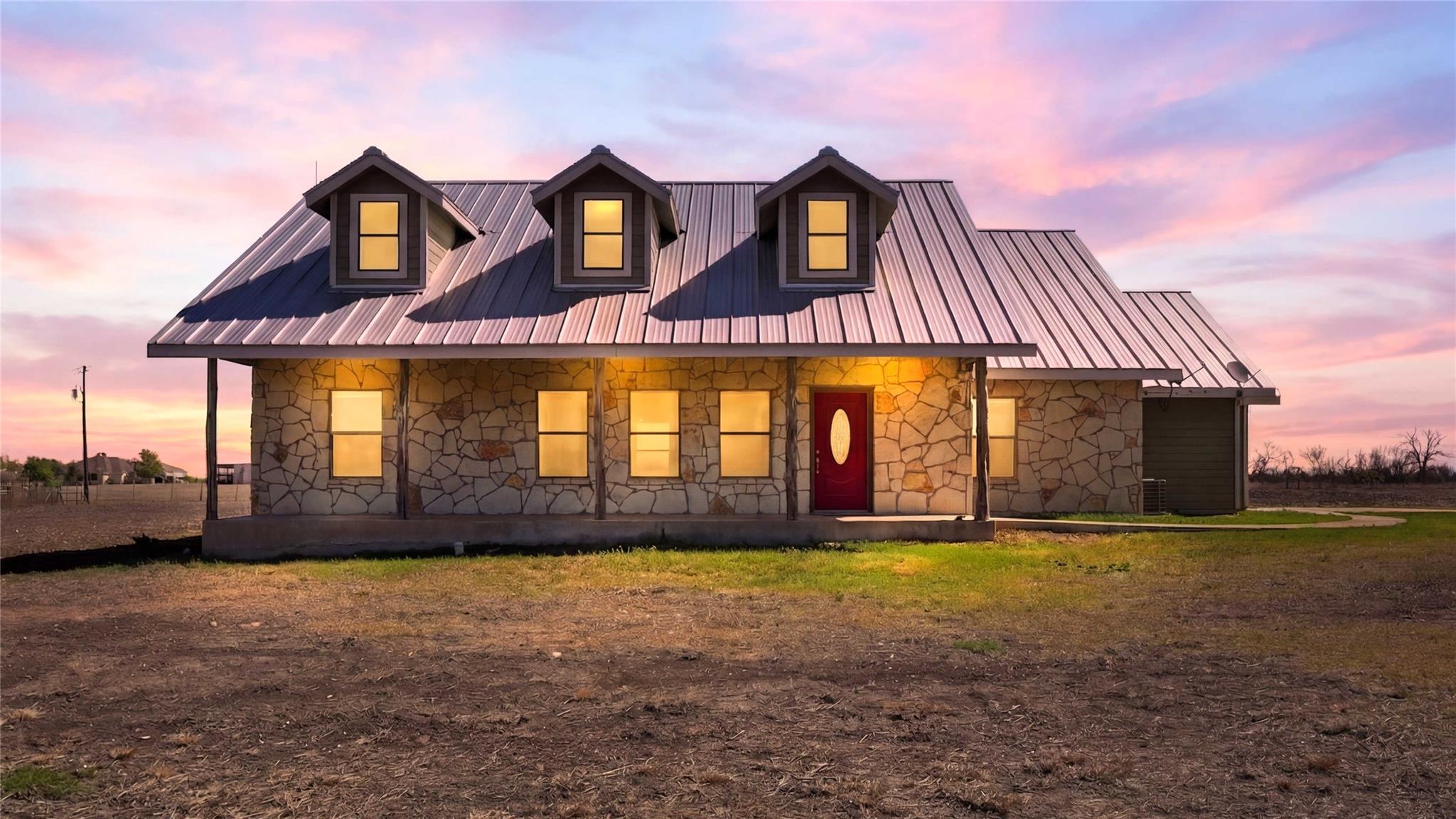4355 SE River Rd, Martindale, TX 78655