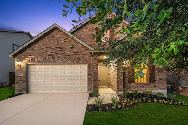 136 Tailwind Dr, Kyle