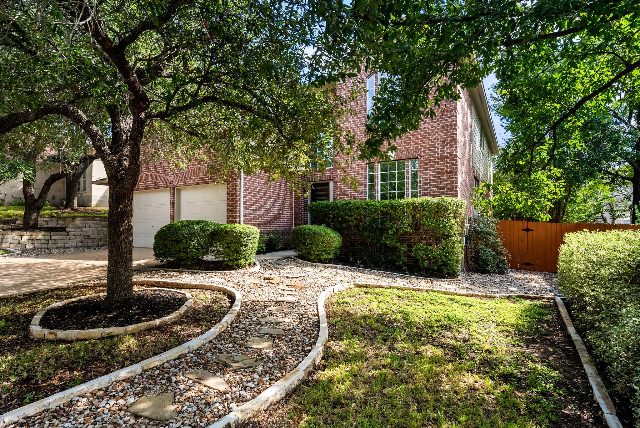 2950 LANTANA RIDGE Dr, Austin, TX 78732