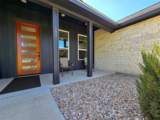 109 Kipapa Ct, Bastrop