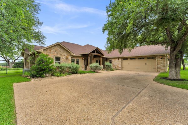 311 Yellow Ribbon Trl, Burnet