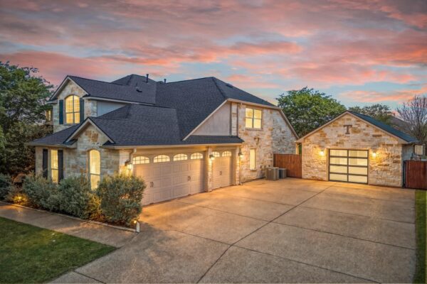 1023 Grassy Field Rd, Austin