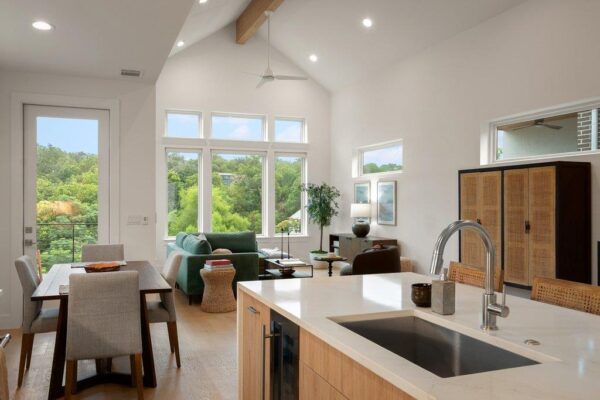 900 S 2nd St #3, Austin
