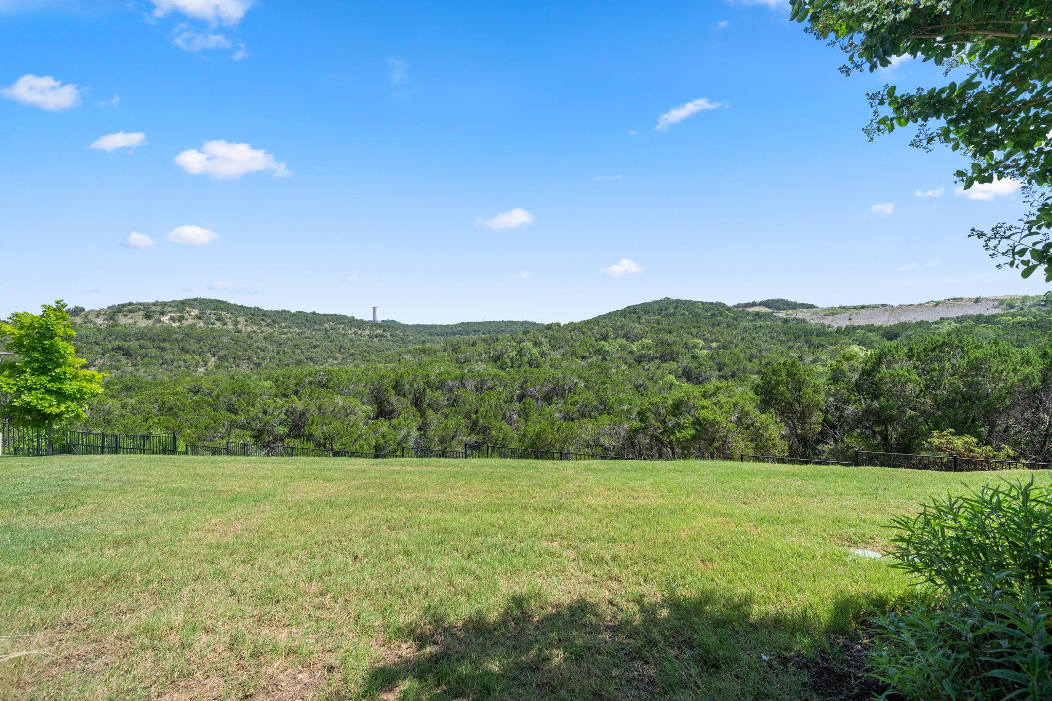 136 Baldovino Skwy, Lakeway, TX 78738