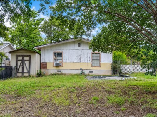935 Olive St, Austin