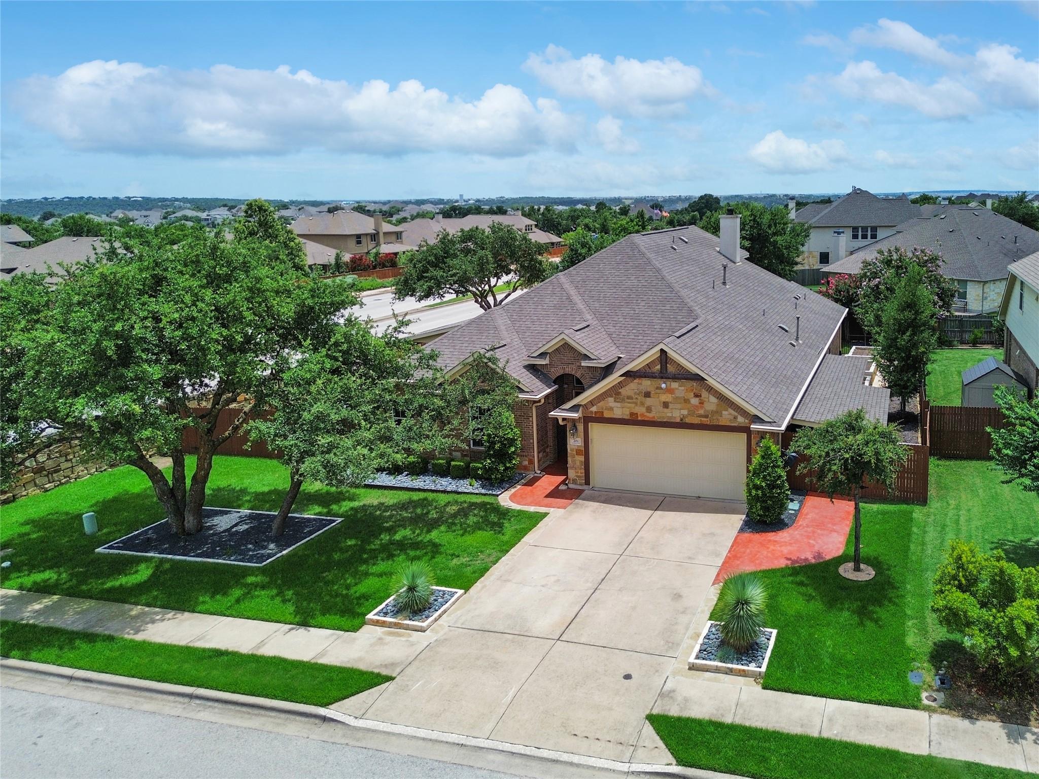 201 Arrezo Ln, Georgetown, TX 78628