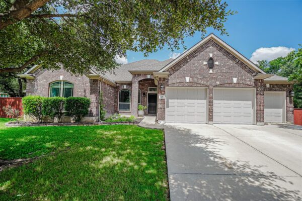 129 Lake Whitney Ct, Georgetown
