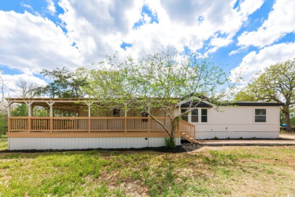 340 Red Hawk Dr, Dale