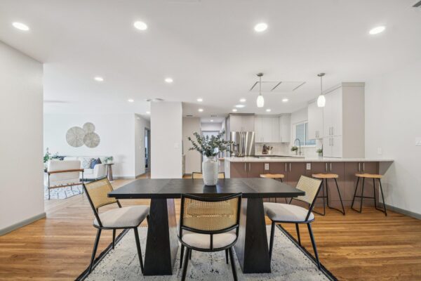 809 E 38th St, Austin