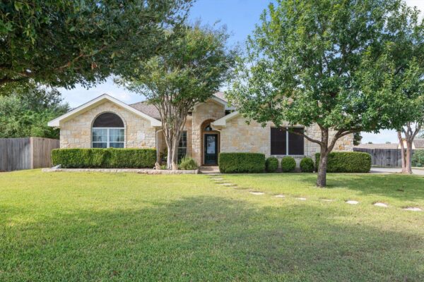 108 Chelsea Cir, Salado