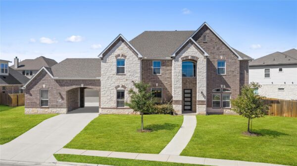 20808 Pinewalk Dr, Pflugerville