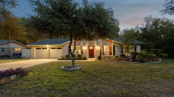 11603 Eubank Dr, Austin