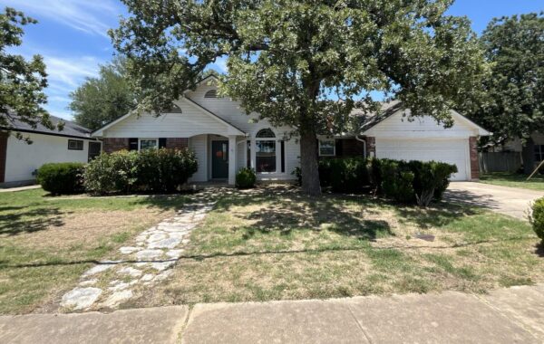 1712 Somerset Dr, Round Rock