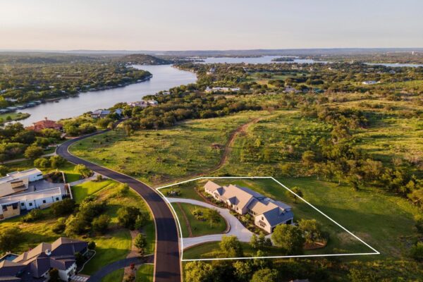 111 Rock N Robyn Trail None, Horseshoe Bay