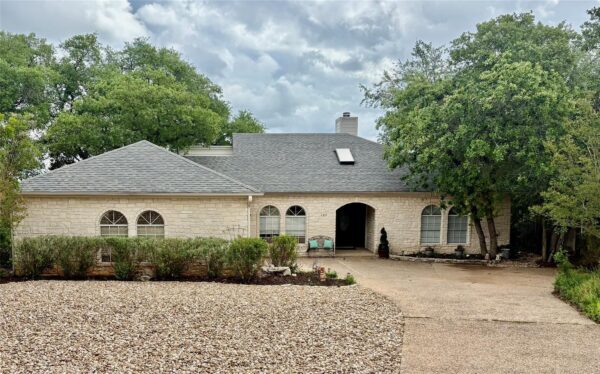 124 Hurst Creek Rd, Austin