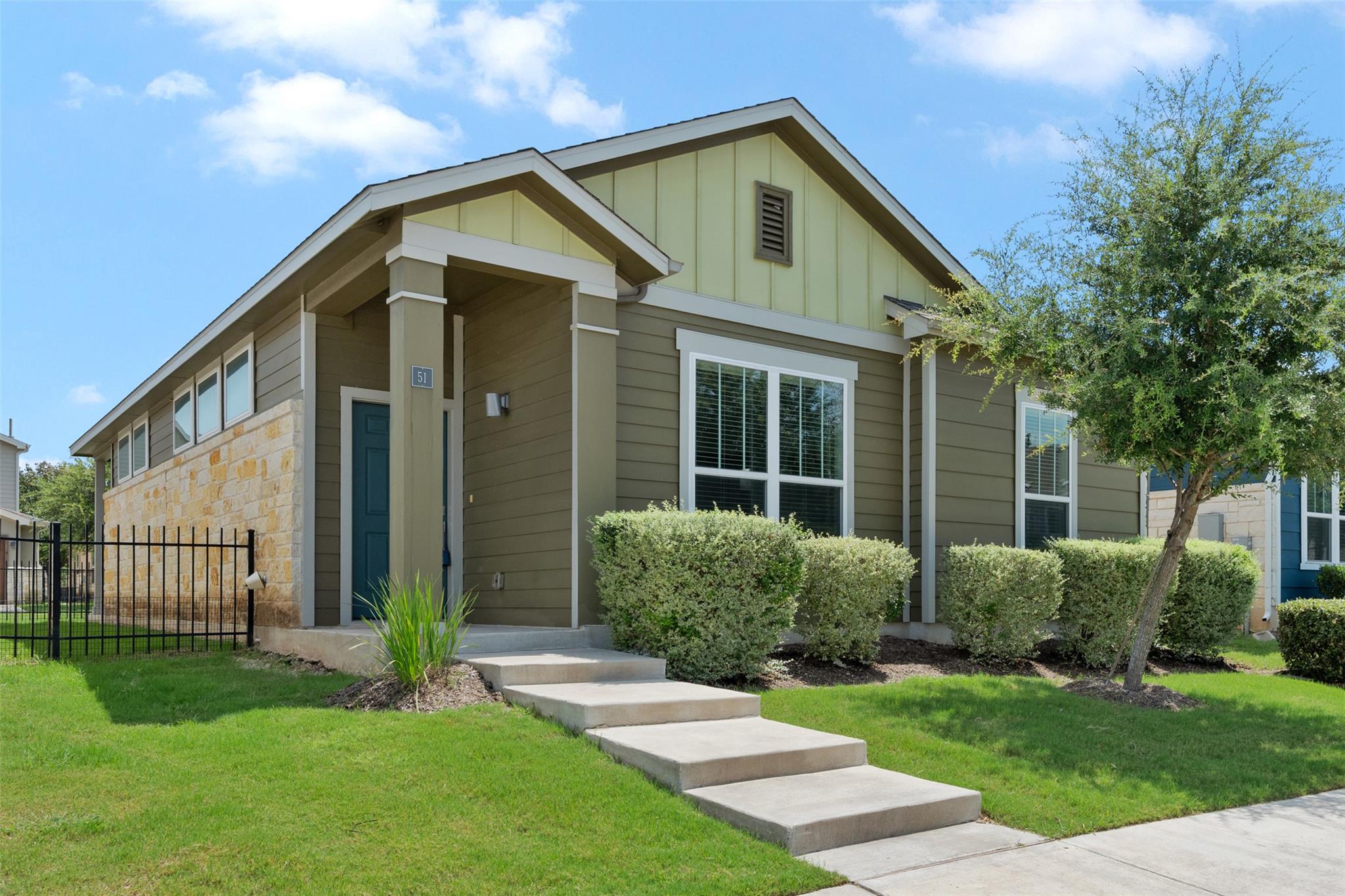 2800 Joe Dimaggio Blvd #51, Round Rock, TX 78665