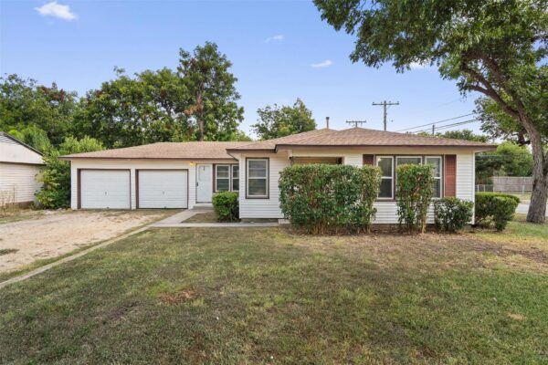 1119 Kent St, Taylor