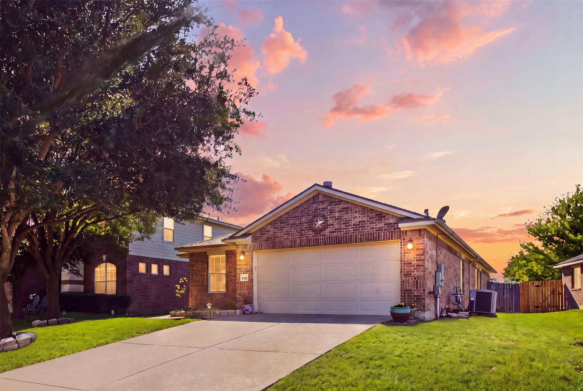 18536 Blue Pond Dr, Pflugerville, TX 78660