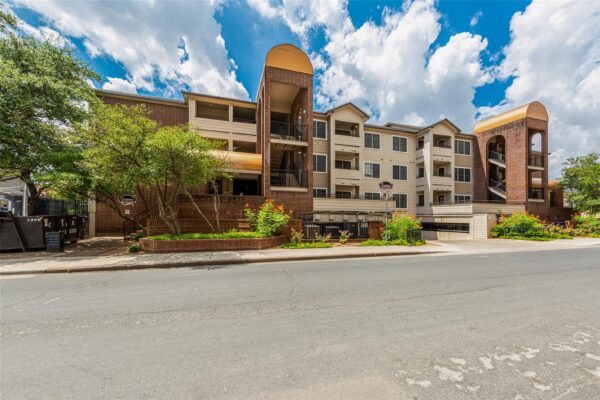 501 W 26th St #103, Austin