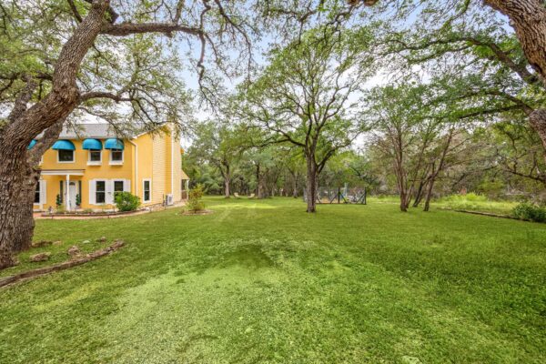 20 Westwood Dr, Wimberley