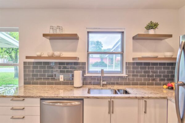 8107 Lazy Ln, Austin
