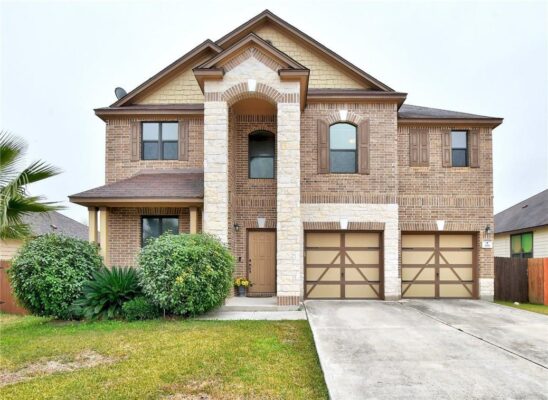 356 Matthews Ln, Kyle