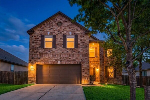 401 Waterleaf Blvd, Kyle