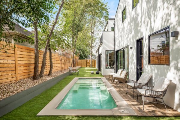 1003 Juanita St, Austin