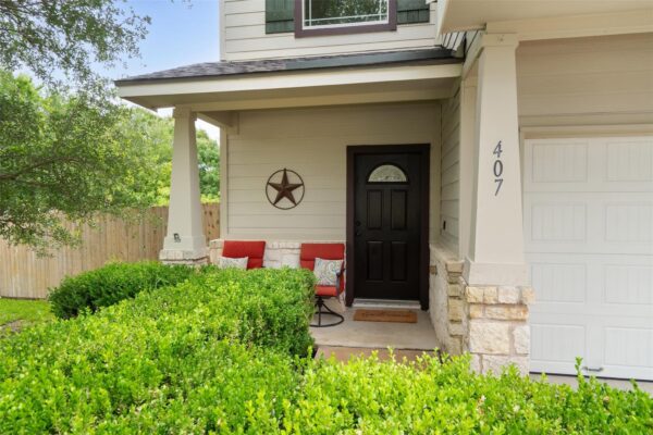 407 W Metcalfe St, Hutto