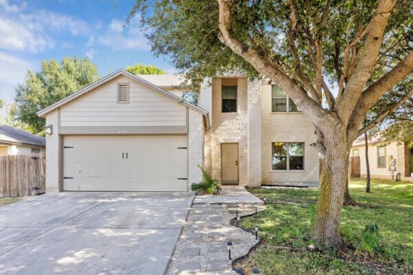 111 Teron Dr, San Marcos
