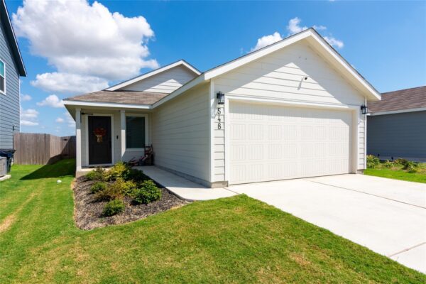 548 Rancho Del Cielo Loop, Jarrell