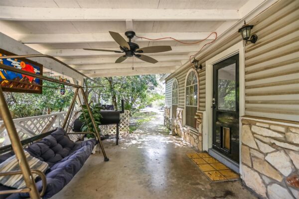304 Lea Ln, Wimberley