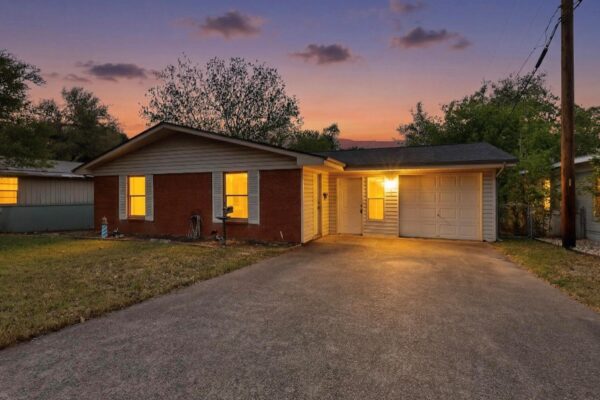 6808 Daugherty St, Austin