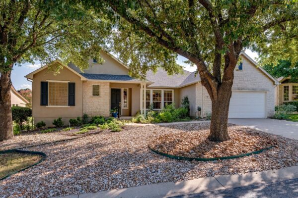 107 Lantana Dr, Georgetown