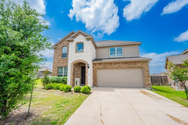 2029 Hawkes Cv, Leander