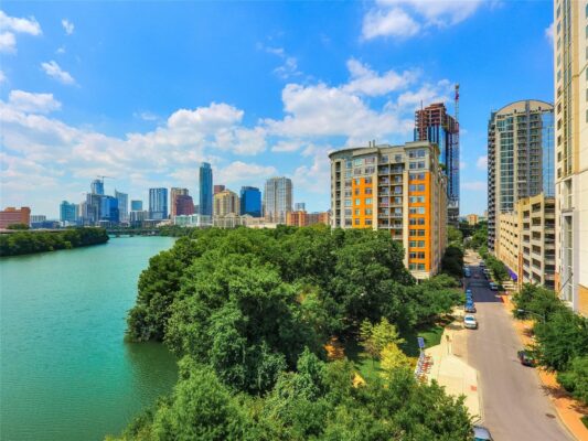 54 Rainey St #920, Austin