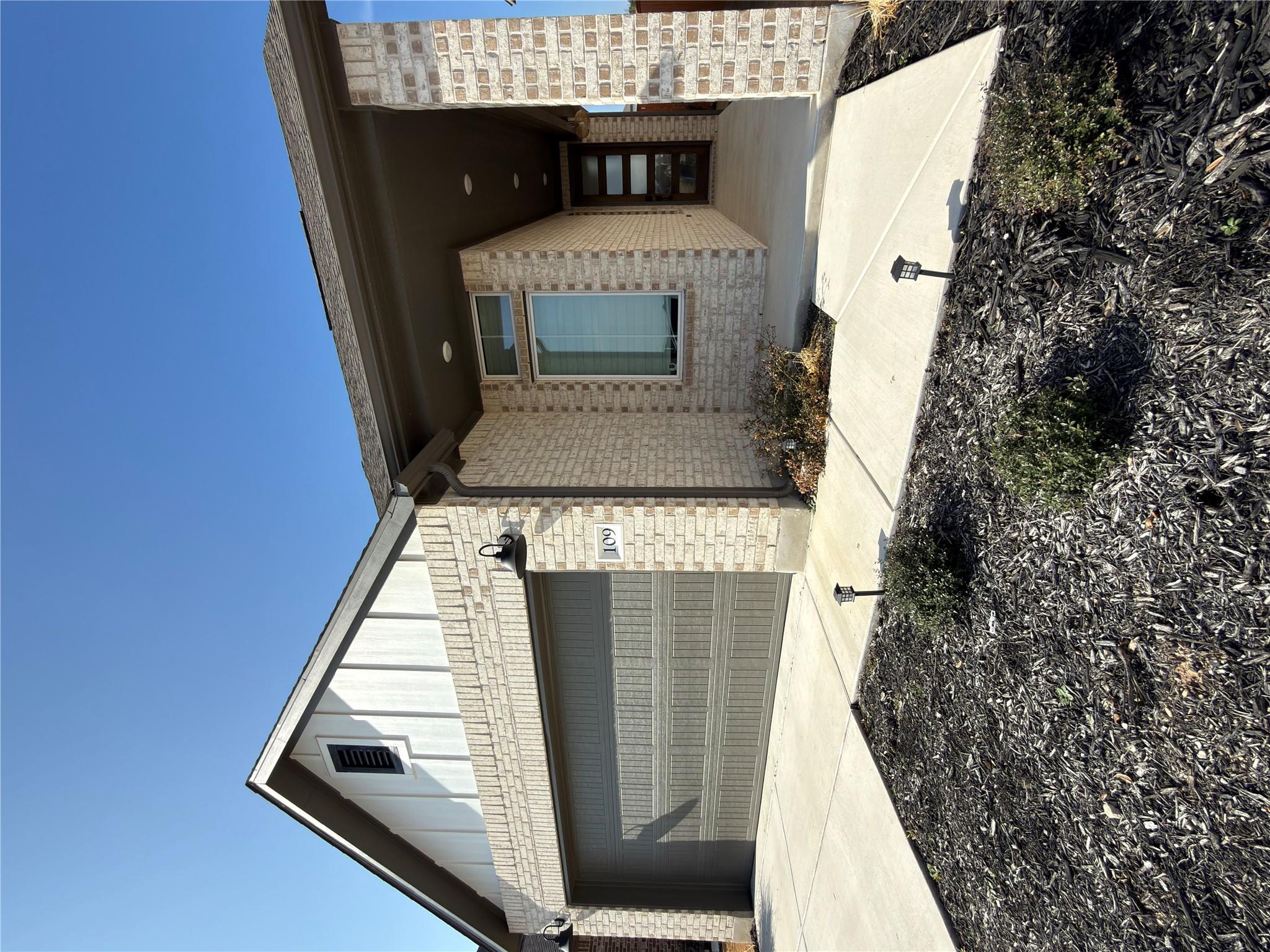 109 High Valley Dr, Liberty Hill, TX 78642
