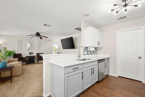 216 Sweet Leaf Ln, Pflugerville