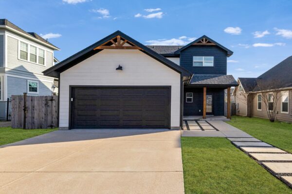 609A W 7th St, Taylor