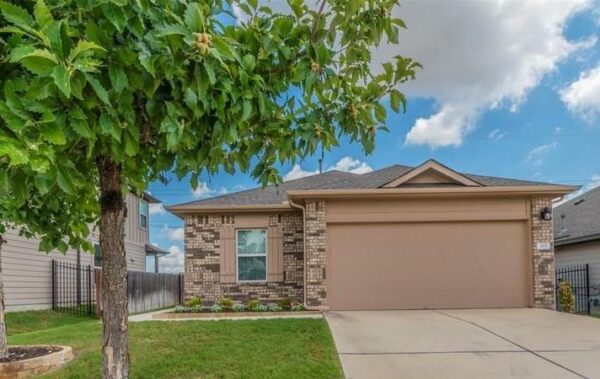 305 Rusk Bluff Ave, Leander