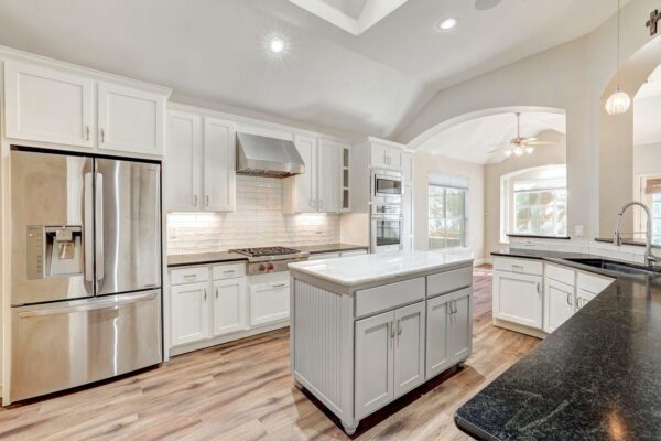 301 Rim Rock Dr, Georgetown