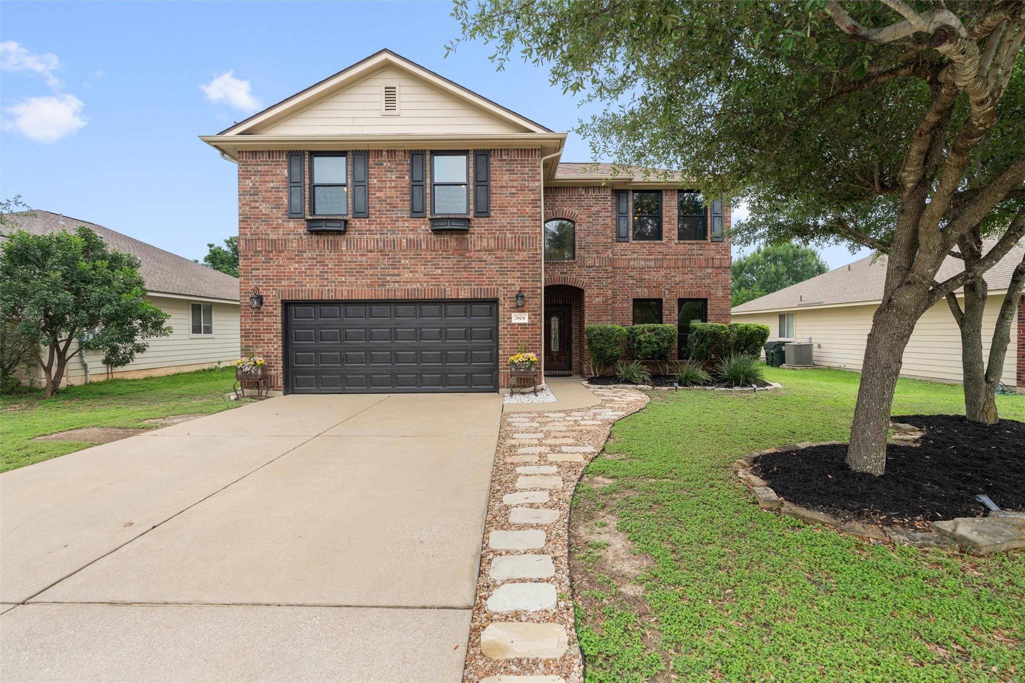 7804 Little Deer Trl, Georgetown, TX 78628